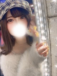 るる※感度抜群アイドル系エロ娘