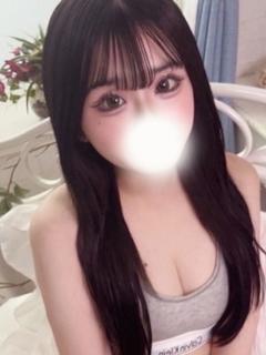 かりな※黒髪可愛い系小柄美少女