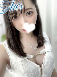 はつね【極上H乳黒髪清楚美女】