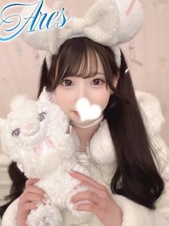 しおり【色気溢れる可憐美女】