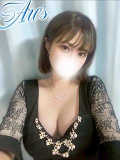 みむる【高身長巨乳看護学生】