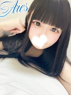 ぴぴ【ロリっ娘コンカフェ嬢】