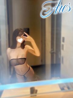 りあ【爆乳ハーフ大学生】