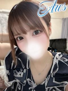 あゆみ【黒髪甘え系アイドル】