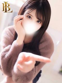 りりあ【 ミニマム爆乳美女】