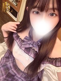 ふゆの【すべすべ肌質の美女】