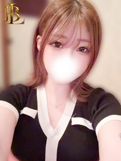 なるせ【きれかわ美少女】