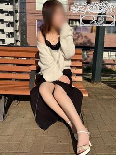 新人 莉音(りおん)