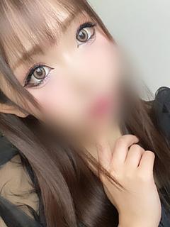 ユウラ～色白美肌美人な若妻～