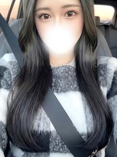 新人ありさ