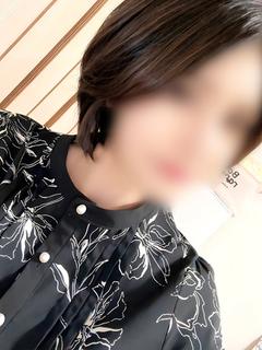 新人鈴葉(すずは)