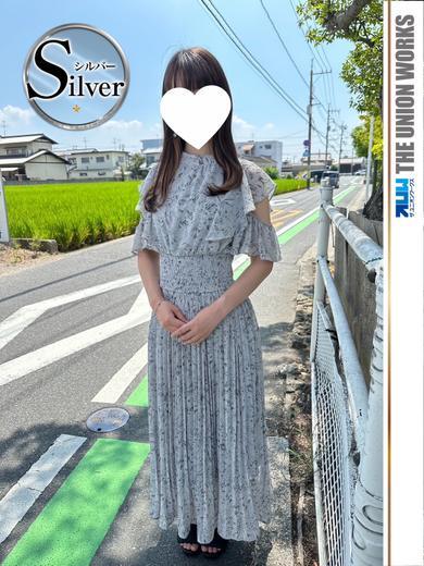 東りいさ【SILVER】