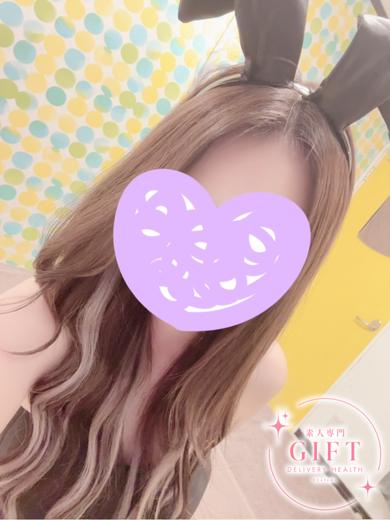 美月レイナ