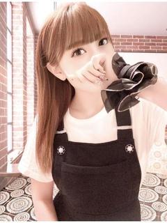 ゆりな