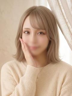 ユリ【未経験・美乳】