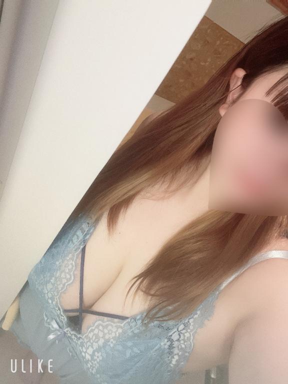 出勤です🤍📢✨✨