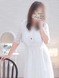 加納ゆかこ