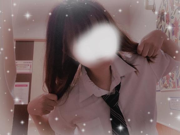 (´°v°)/んぴｯ