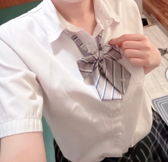 登校しました✨