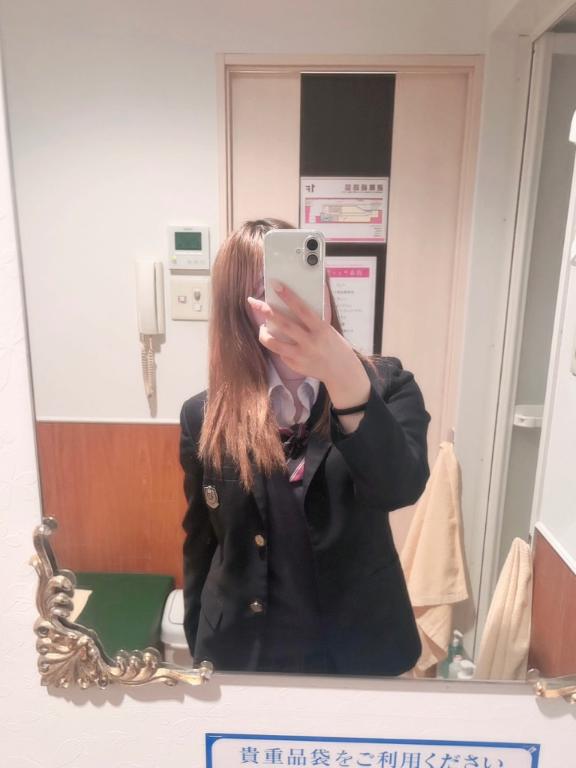 👋🏻
