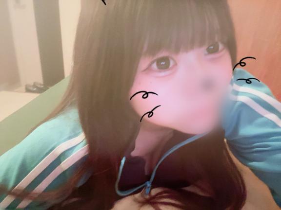 出勤してました⟡.·23:30まで💕