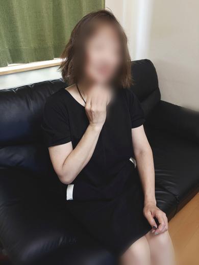 エッチな熟女旭川人妻専科 안마(데리버리) CHIZURU