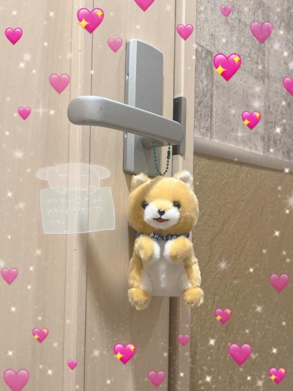 ⁝(ᵒ̴̶̷̥́ ⌑ ᵒ̴̶̷̣̥̀ )⁝