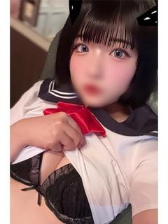 ふゆ☆あどけない笑顔に成熟ボディ☆
