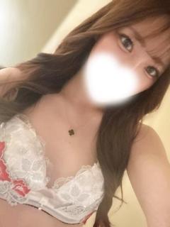 えれな【お椀型の美乳とお尻】