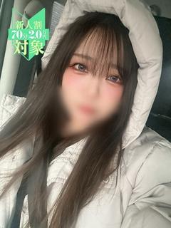 なな（巨乳・小柄・ロリ）