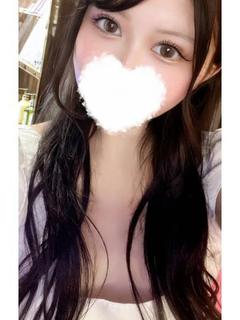 りり☆激カワな巨乳スレンダー美女