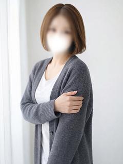 香月 ひなの【エッチドMな奥様】