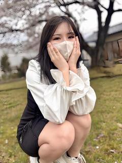 ゆみ🤍現役看護学生の変態娘🩷