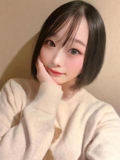 アリア【両3P可能可憐な曲線美】