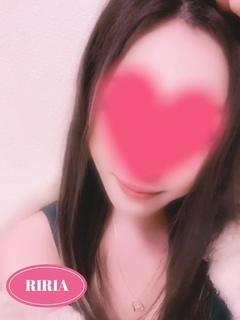 りりあ【未経験の純粋奥様】