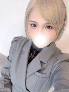 篠原あおい