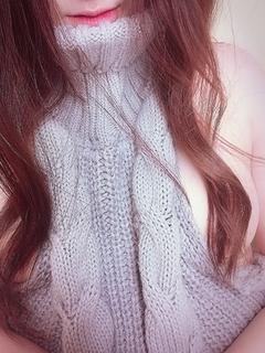 にな『グラマラスな大人の雰囲気』
