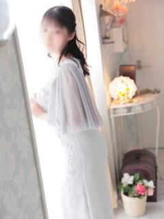 よる『仲居さんの内緒のお仕事』