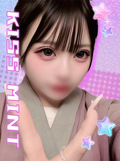 りず【距離感近め甘えんぼ美女】