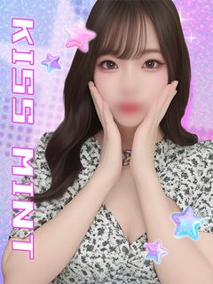 えれな【ぷるぷる唇濃厚キス】