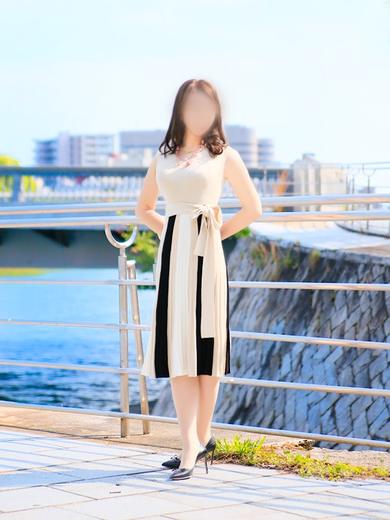 こあくまな人妻・熟女たち 金沢店（KOAKUMAグループ） 데리헤루 HORIUCHIAKIYO
