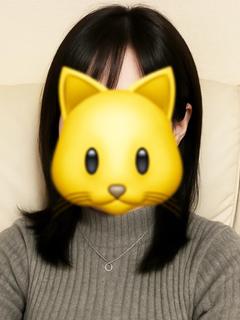 ひな《18才で業界DEBUT》