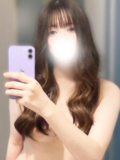 えな《極上のエロと癒し》