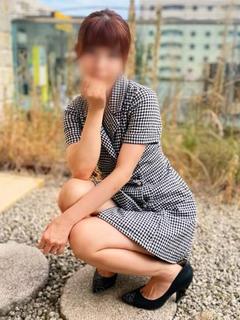 ともみ『AF可能のふ〇い地元妻』