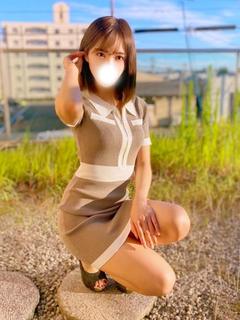 あいか『変態プレイ好きの美人妻』