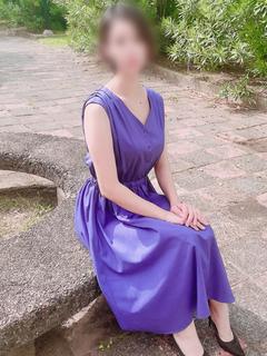 あやか『即イキ敏感妻』