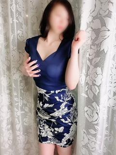 みゆき『爆乳妻は撮影好き♡』