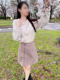 あゆり『容姿抜群の欲求不満妻』