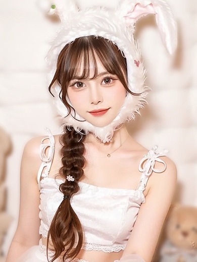 つきな