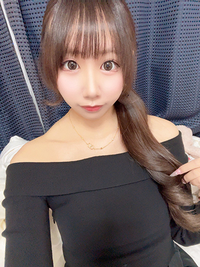 ルーフ富山 outcall escort service AZUSA GOLD